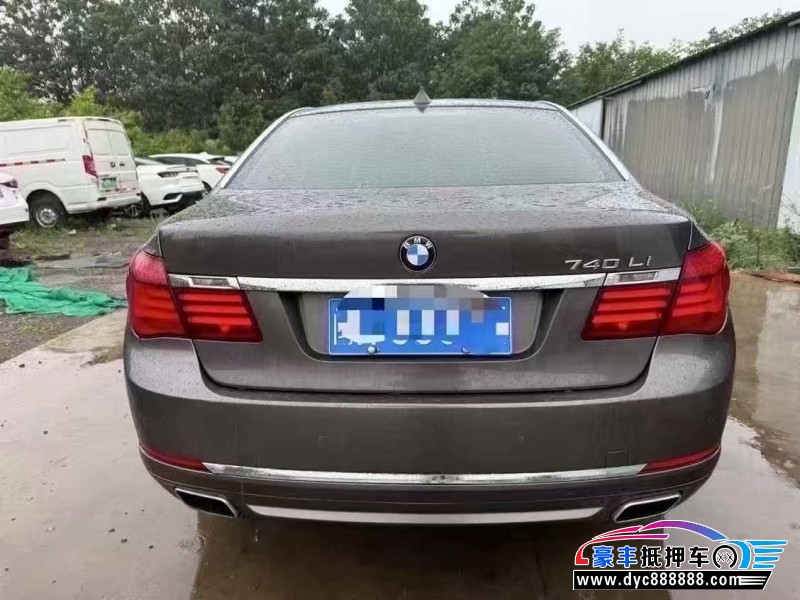 17年宝马7系轿车抵押车出售