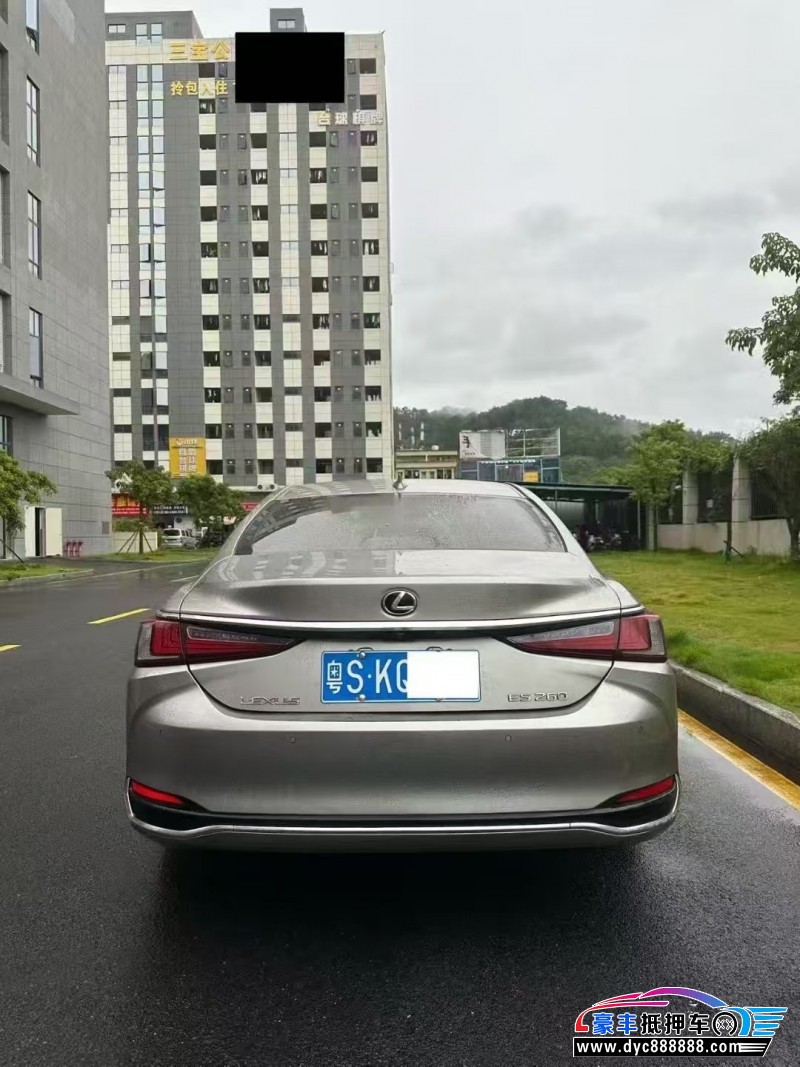 21年雷克萨斯ES轿车抵押车出售