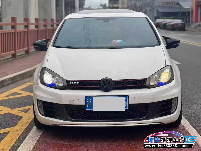 11年大众高尔夫轿车抵押车出售