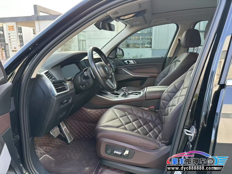 22年宝马X5SUV抵押车出售