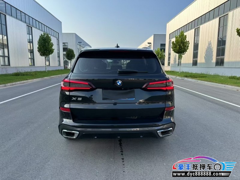22年宝马X5SUV抵押车出售