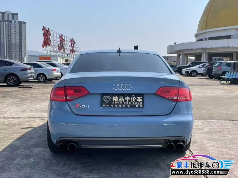 12年奥迪A4L轿车抵押车出售