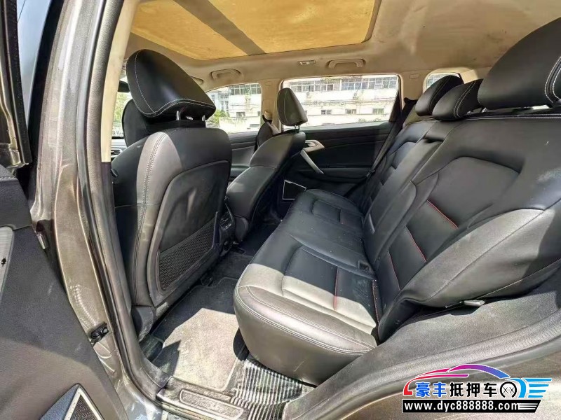 18年吉利博越轿车抵押车出售