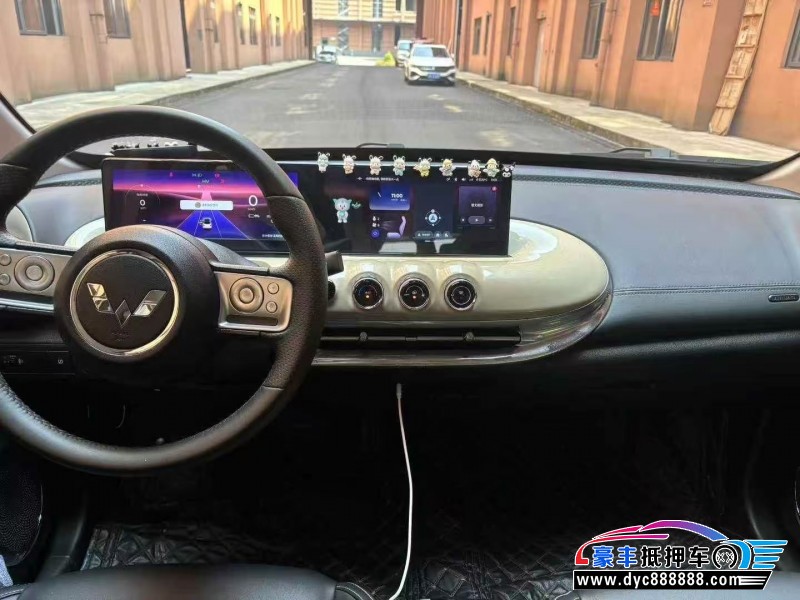 23年五菱缤果轿车抵押车出售