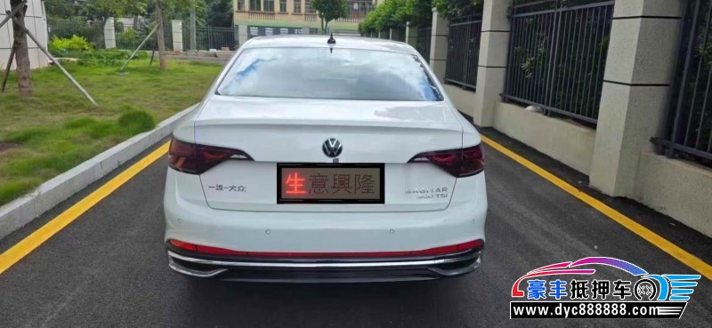 25年大众速腾轿车抵押车出售