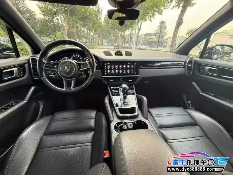 22年保时捷卡宴SUV抵押车出售