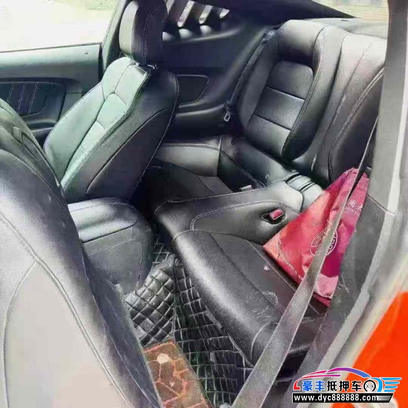 16年福特野马轿车抵押车出售