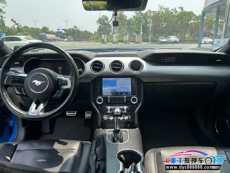 20年福特野马轿车抵押车出售