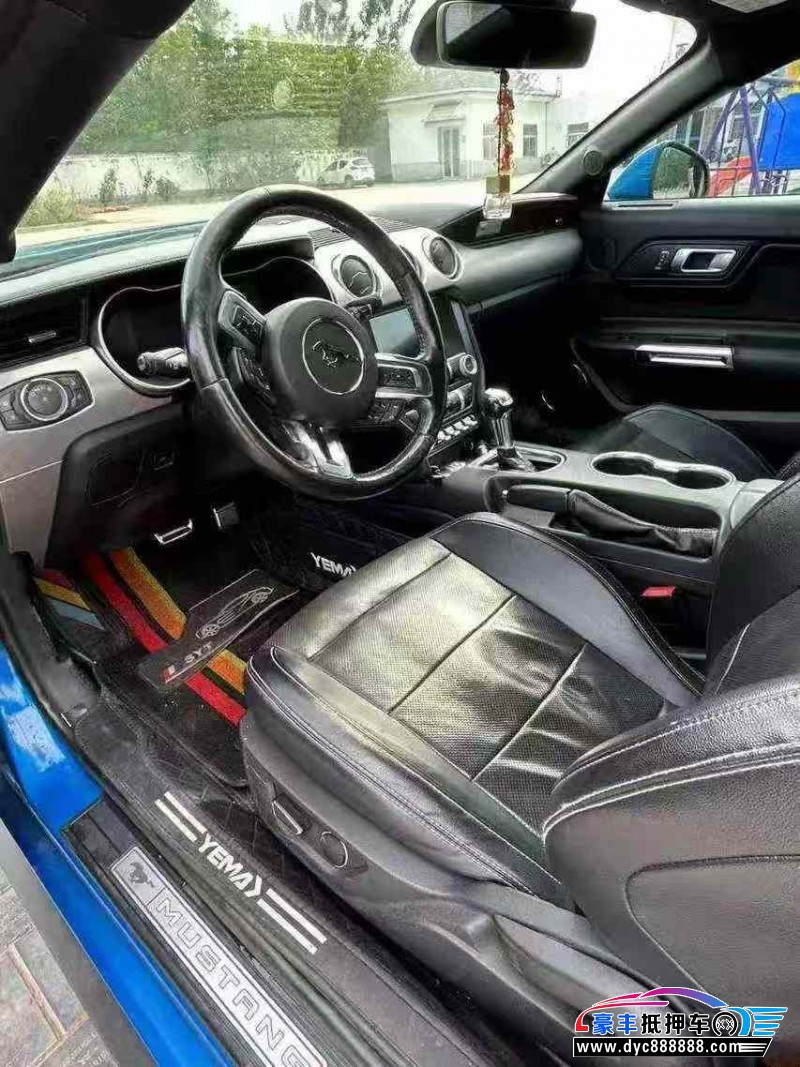 19年福特野马轿车抵押车出售