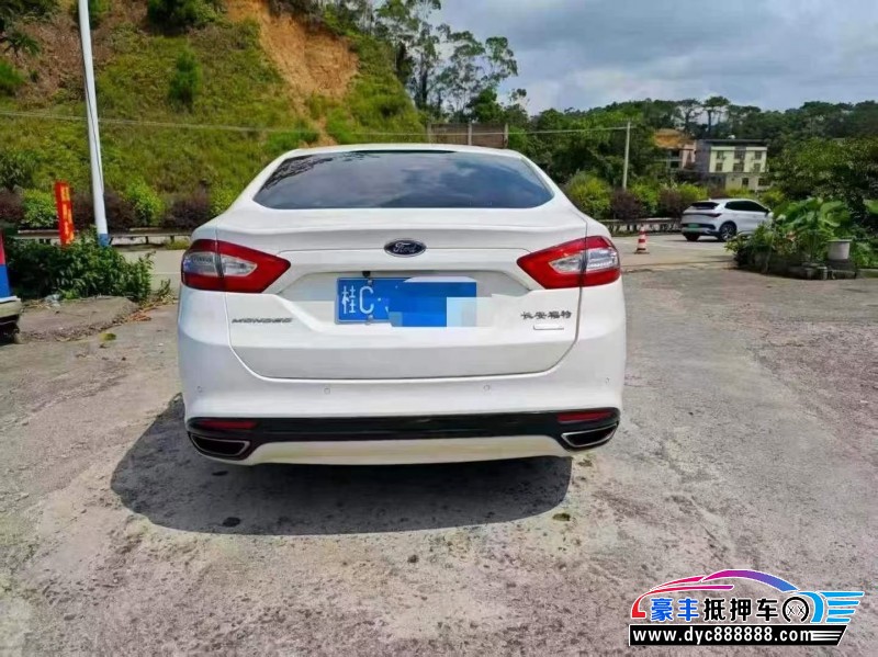 15年福特蒙迪欧轿车抵押车出售