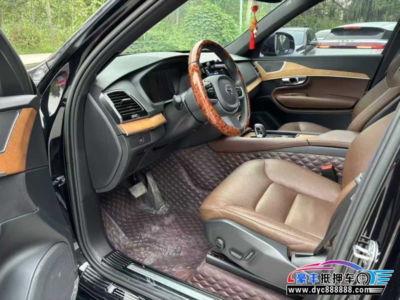 22年沃尔沃XC90轿车抵押车出售