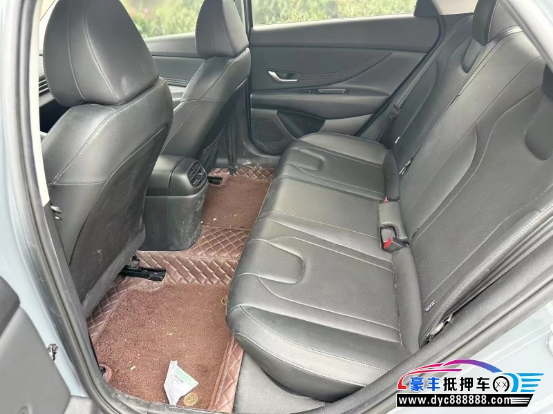 22年现代伊兰特轿车抵押车出售