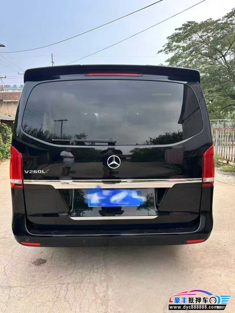 16年奔驰V轿车抵押车出售