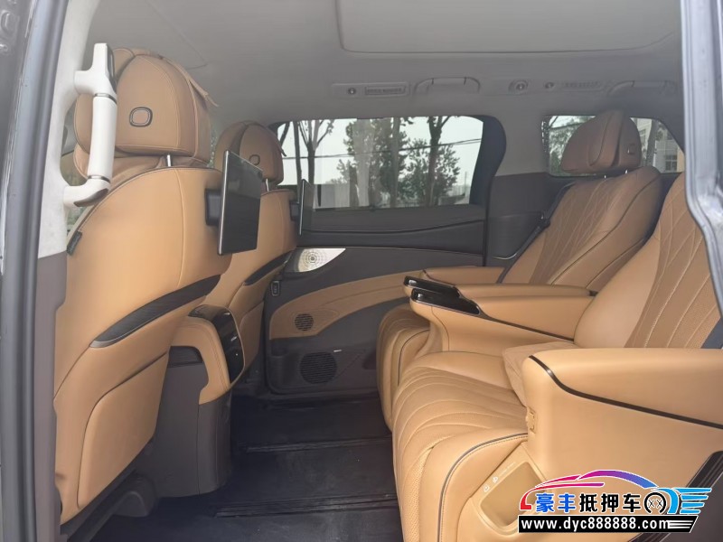 23年腾势D9轿车抵押车出售