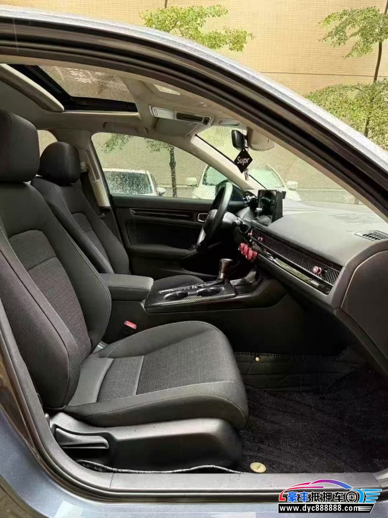 24年本田思域轿车抵押车出售