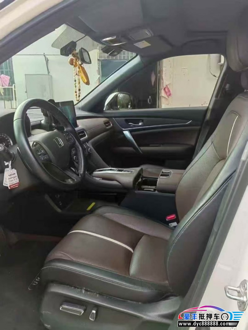 24年本田UR-V轿车抵押车出售