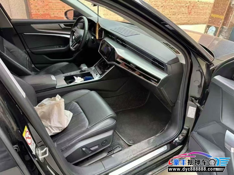 20年奥迪A6L轿车抵押车出售