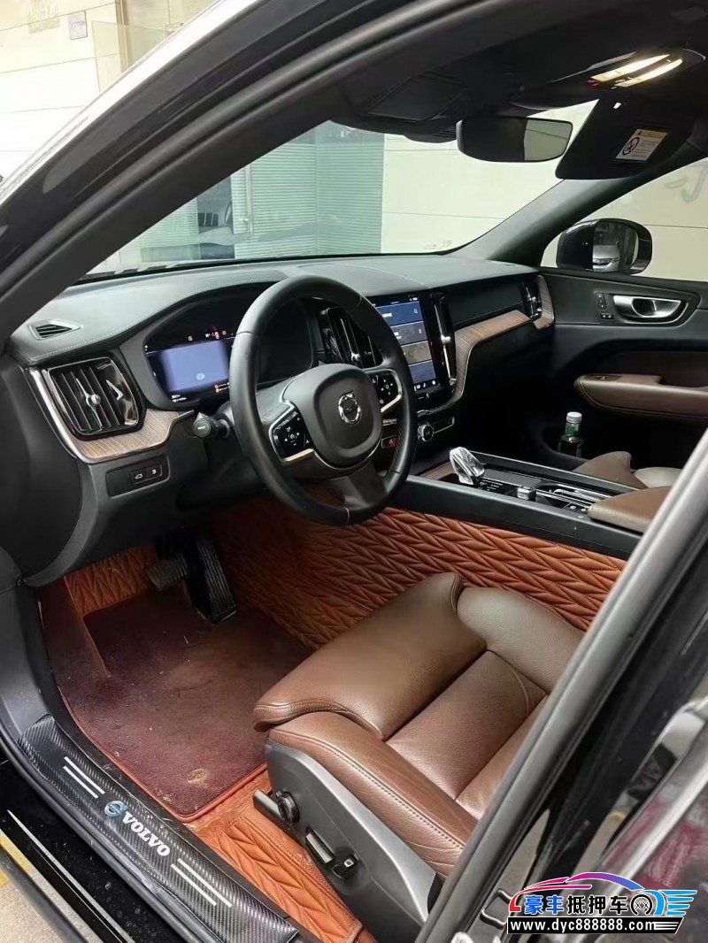 22年沃尔沃XC60轿车抵押车出售