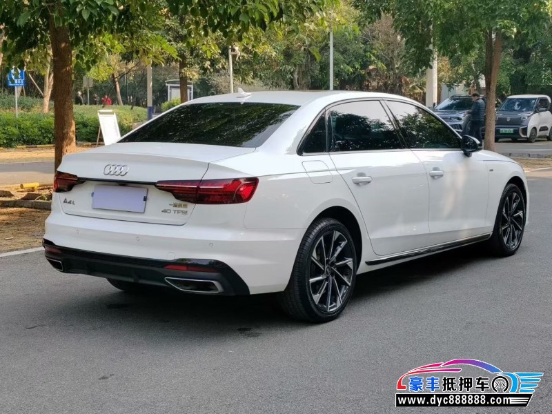 23年奥迪A4轿车抵押车出售