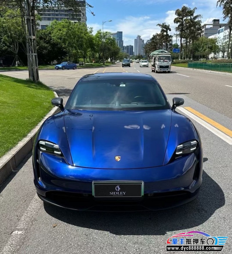 21年保时捷TaYcan轿车抵押车出售