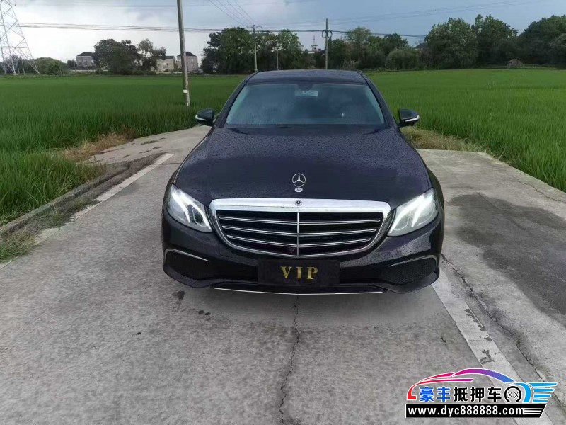 20年奔驰E轿车抵押车出售