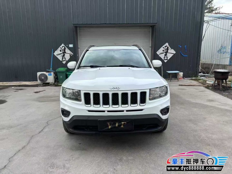 16年Jeep指南者轿车抵押车出售