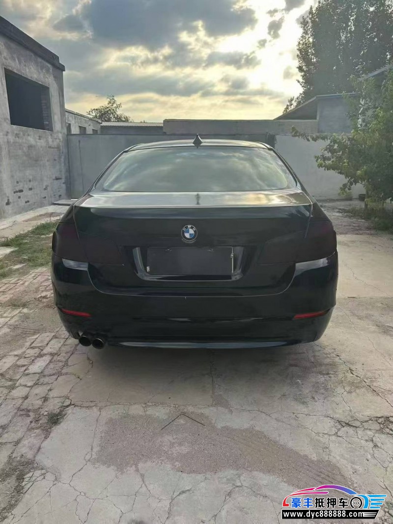 13年宝马5系轿车抵押车出售