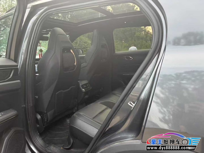 22年领克01轿车抵押车出售