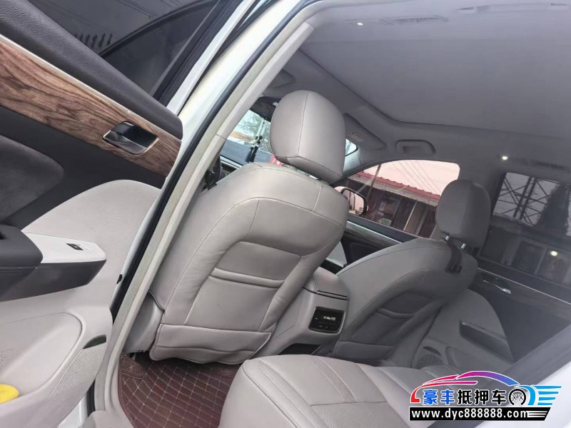 18年传祺GS8轿车抵押车出售