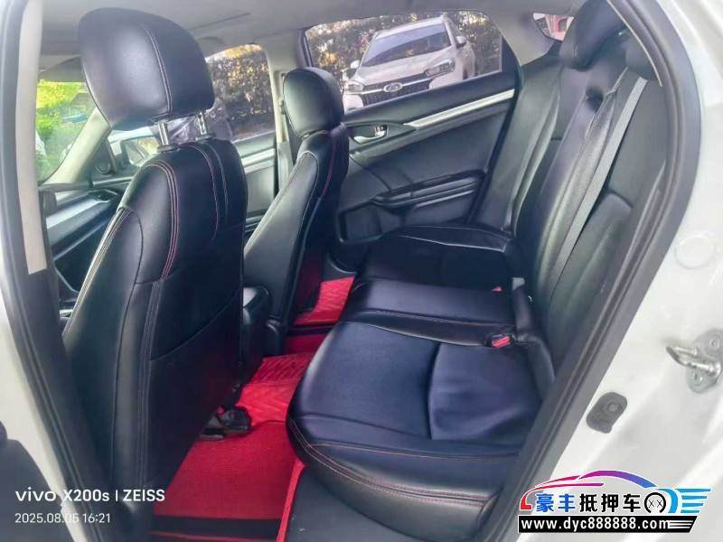 16年本田思域轿车抵押车出售