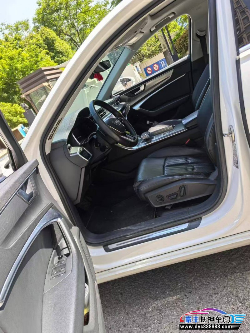 19年奥迪A6L轿车抵押车出售