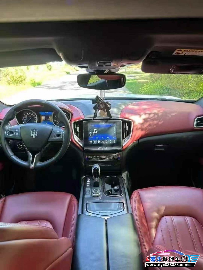 17年玛莎拉蒂Ghibli轿车抵押车出售