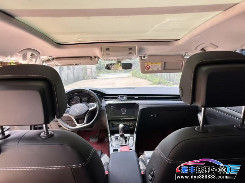 21年大众迈腾轿车抵押车出售