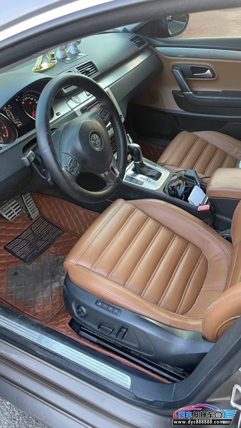 11年大众CC轿车抵押车出售