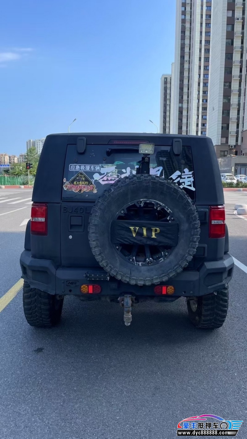 17年北京BJ40轿车抵押车出售