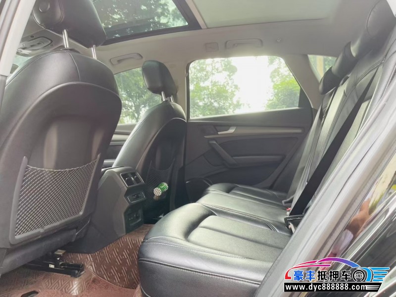 19年奥迪Q5轿车抵押车出售