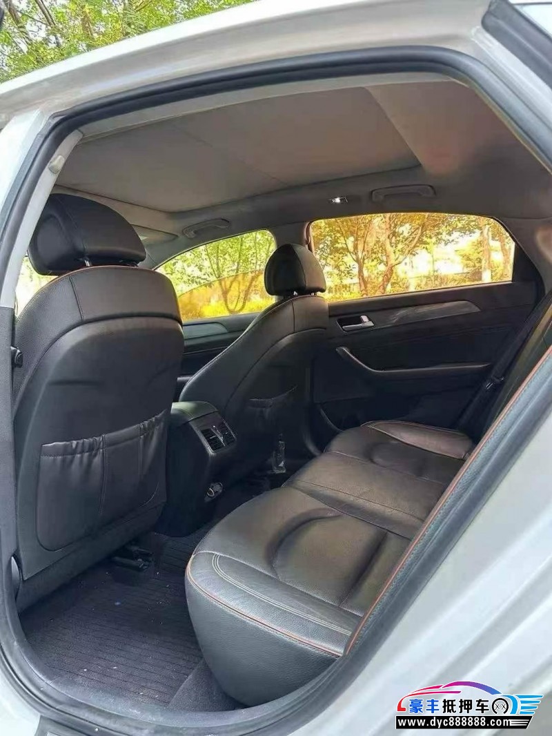 16年现代索纳塔九轿车抵押车出售