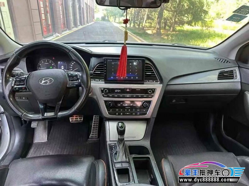 16年现代索纳塔九轿车抵押车出售