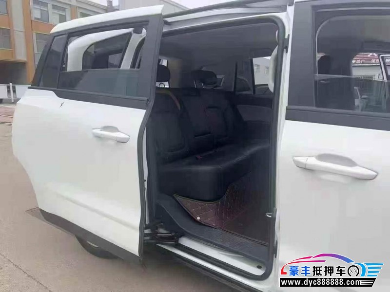 24年奔腾奔腾NAT轿车抵押车出售