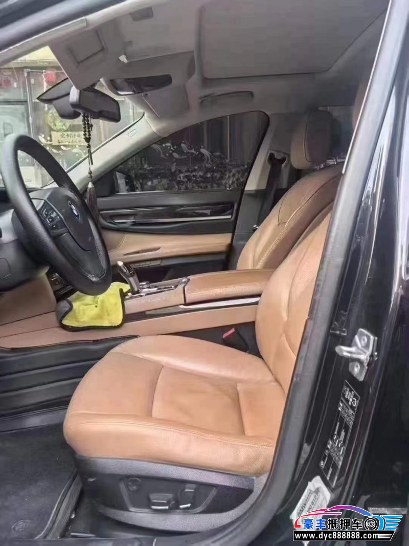 11年宝马7系轿车抵押车出售