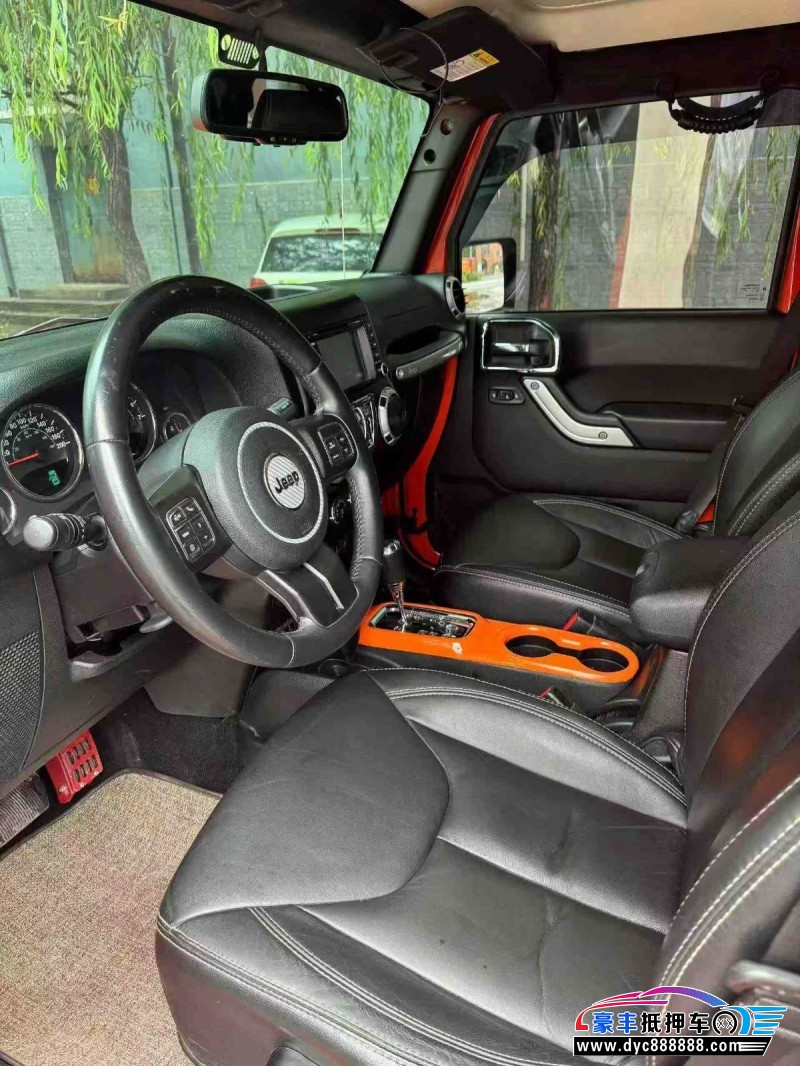 15年Jeep牧马人轿车抵押车出售