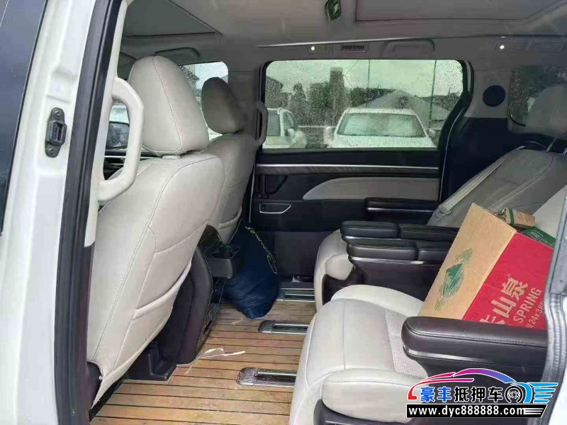 21年传祺M8轿车抵押车出售