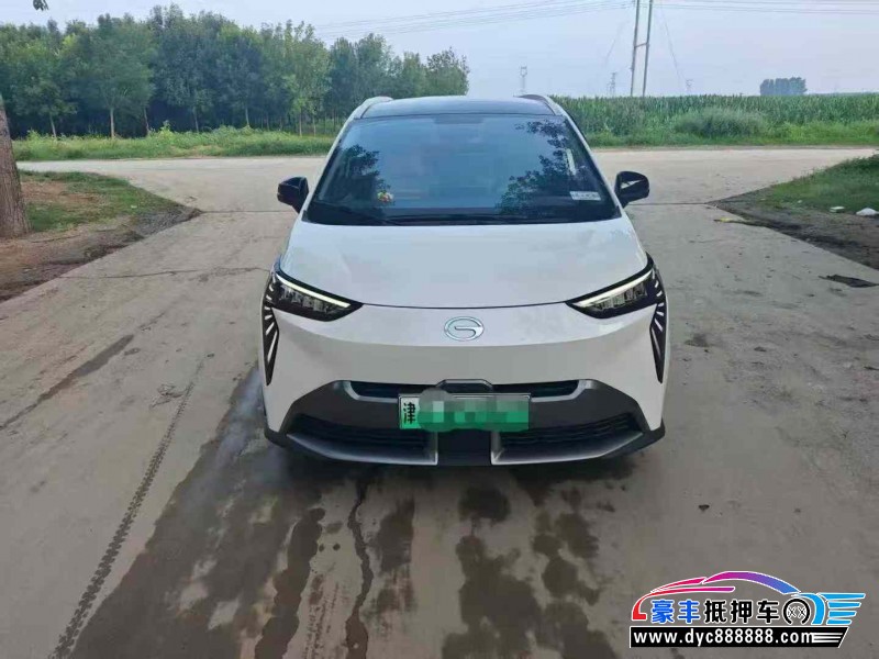 22年埃安Y70轿车抵押车出售