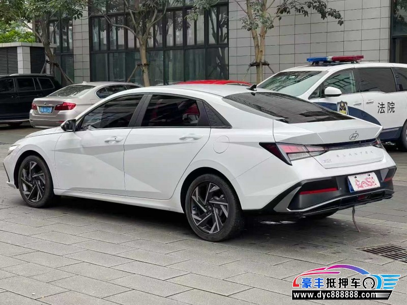 24年现代伊兰特轿车抵押车出售