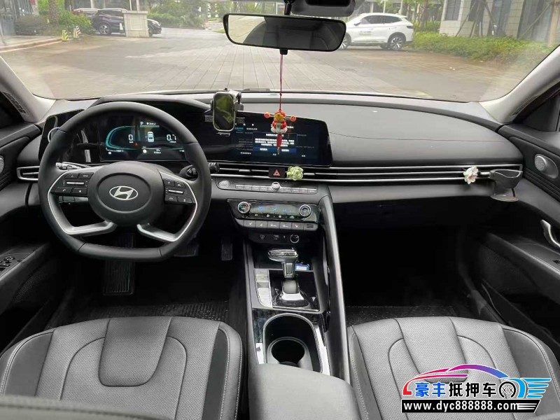 24年现代伊兰特轿车抵押车出售