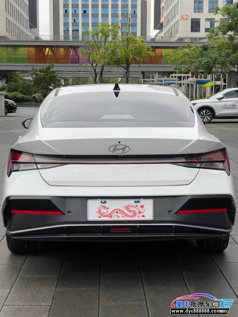 24年现代伊兰特轿车抵押车出售