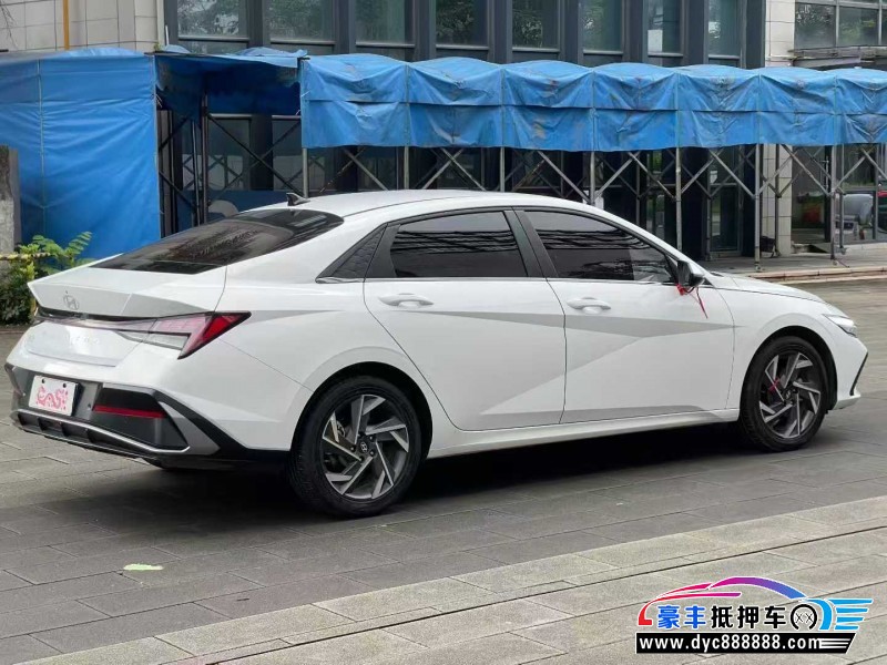 24年现代伊兰特轿车抵押车出售