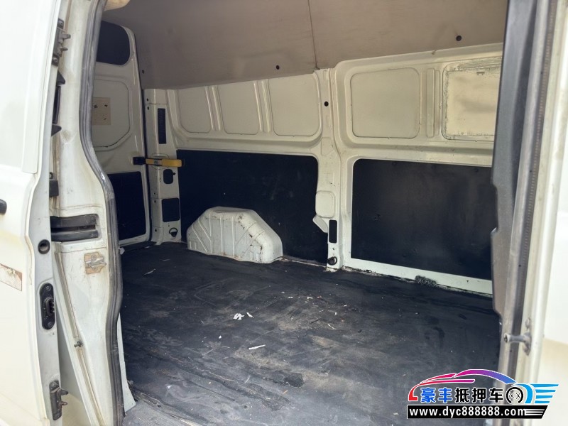 18年福特全顺轿车抵押车出售