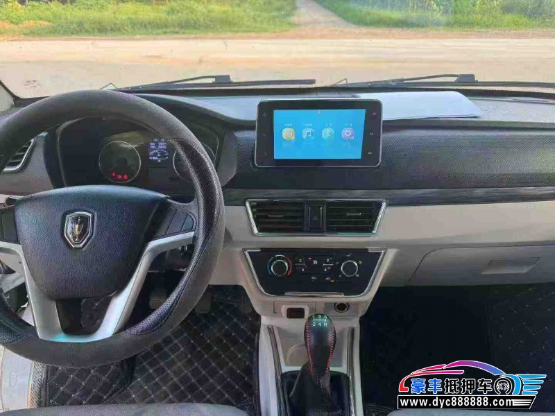 24年金杯海狮轿车抵押车出售