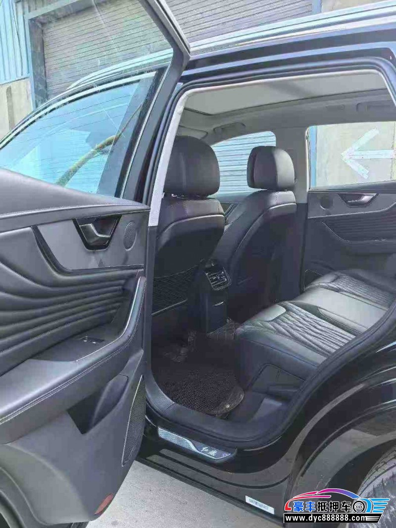 24年红旗HS5轿车抵押车出售